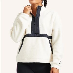 PELOTON // Sherpa Half Zip Pullover // Medium